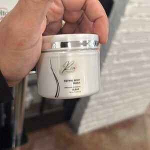 Ria Mint Mask especially for summer